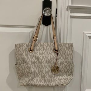 Michael Kors Tote